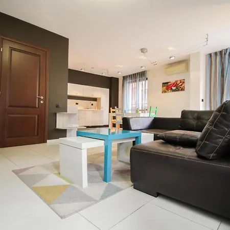Trendy & Deluxe By Flat Mаnager Apartament *